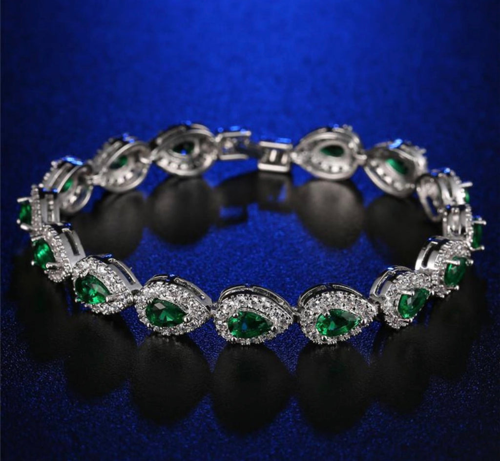 DUI TEARDROP BRACLET
